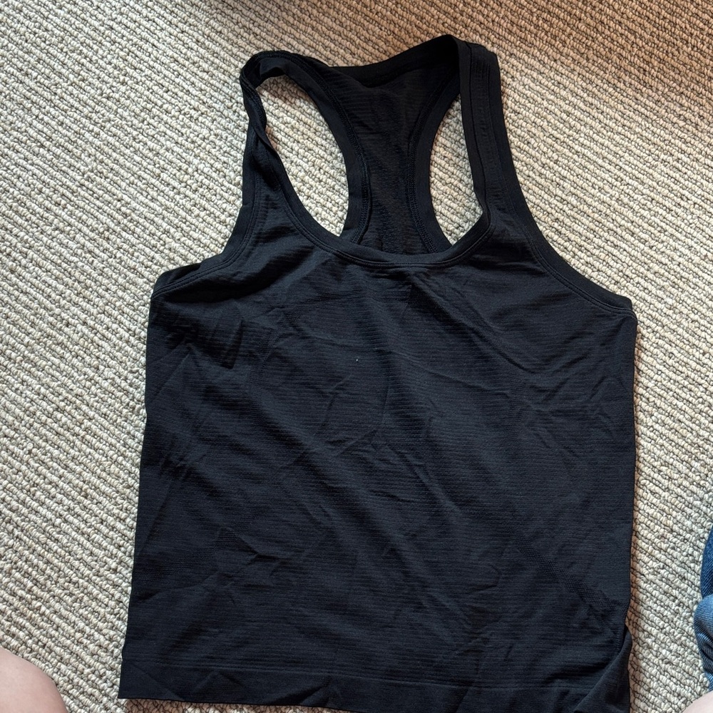 Black Women's Lululemon tank top. Size 6